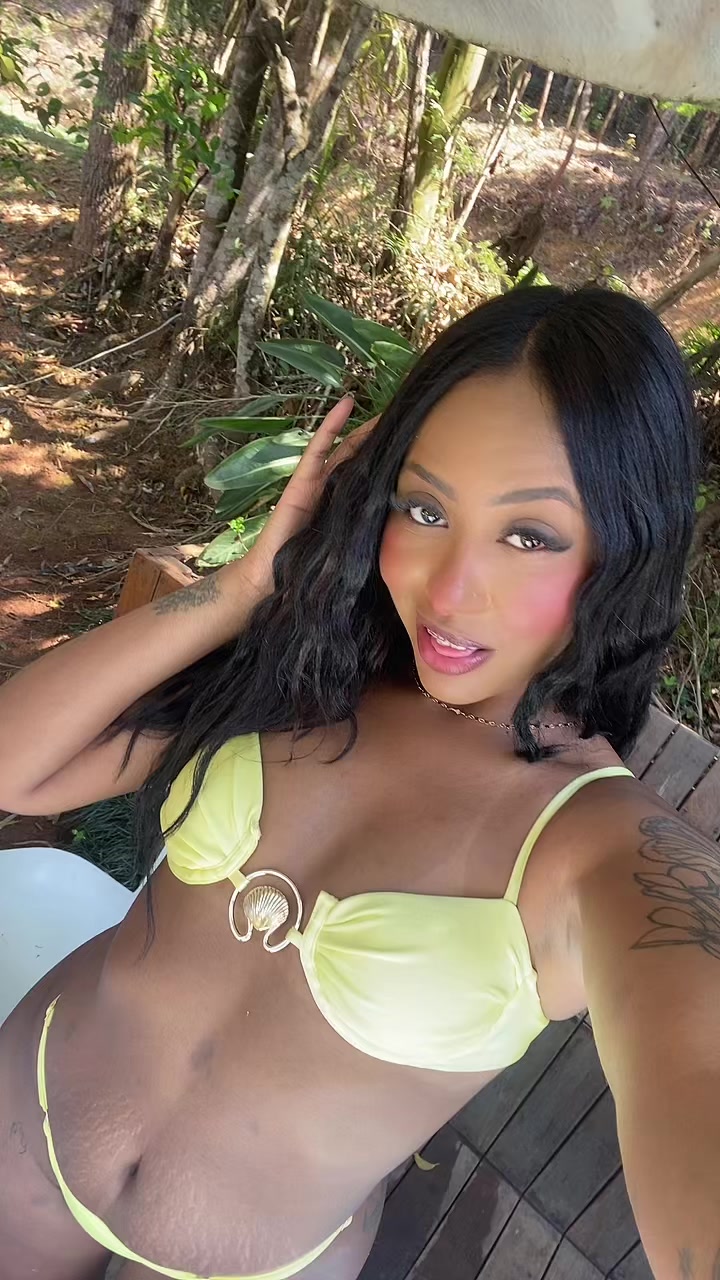 @A 🦋