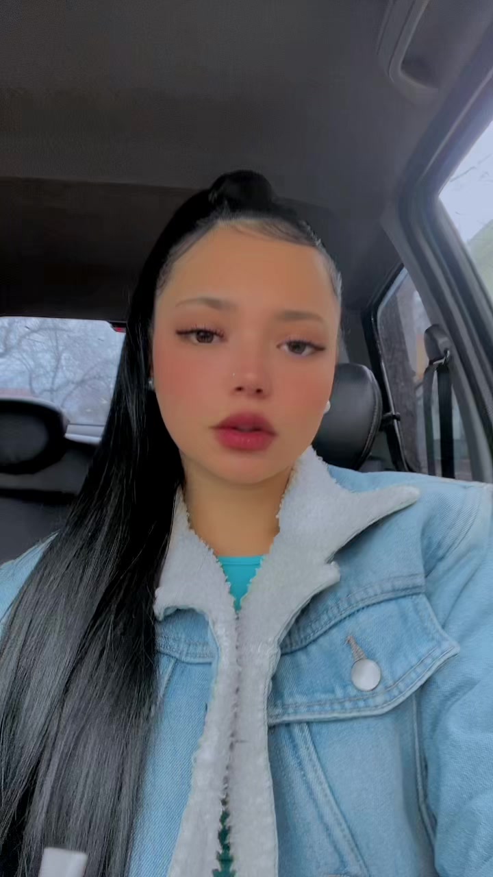 @Micaela Muniz78