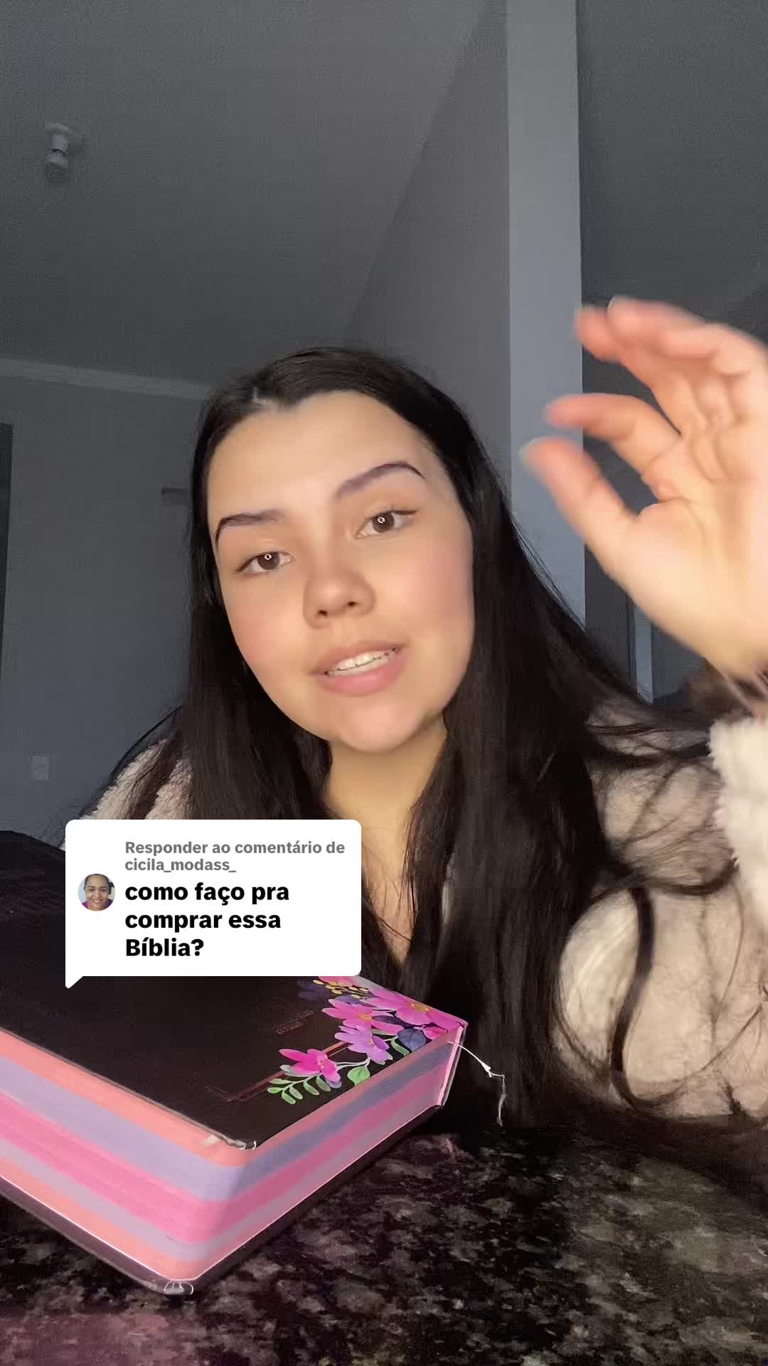 @taina_schmidt_