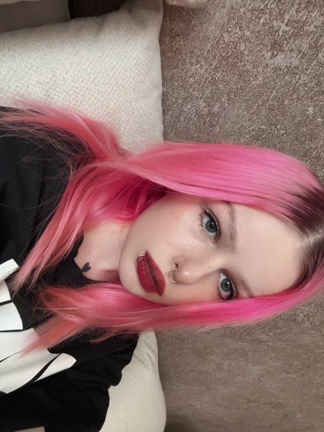 @whoisronnimr