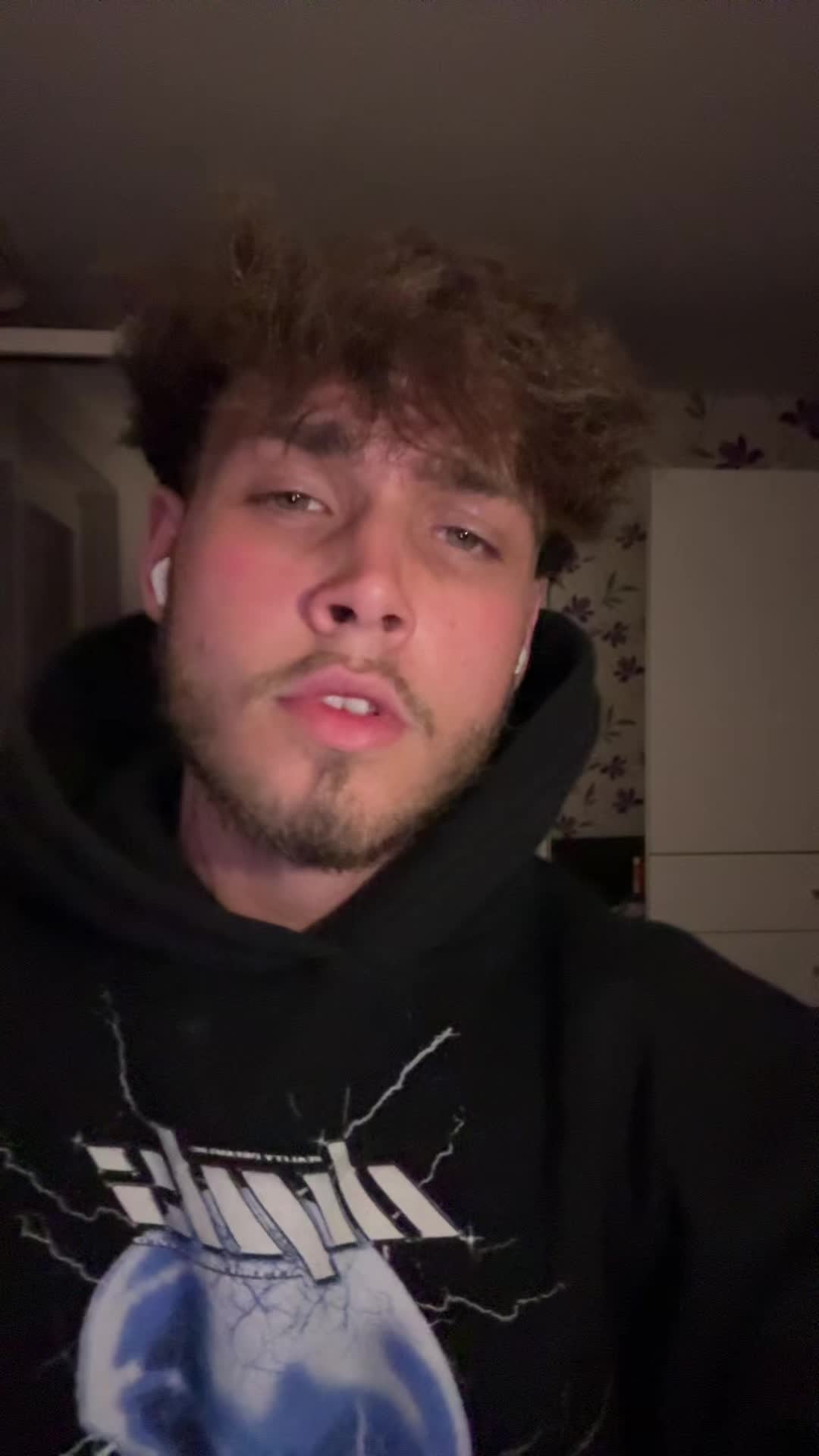 @M4NY