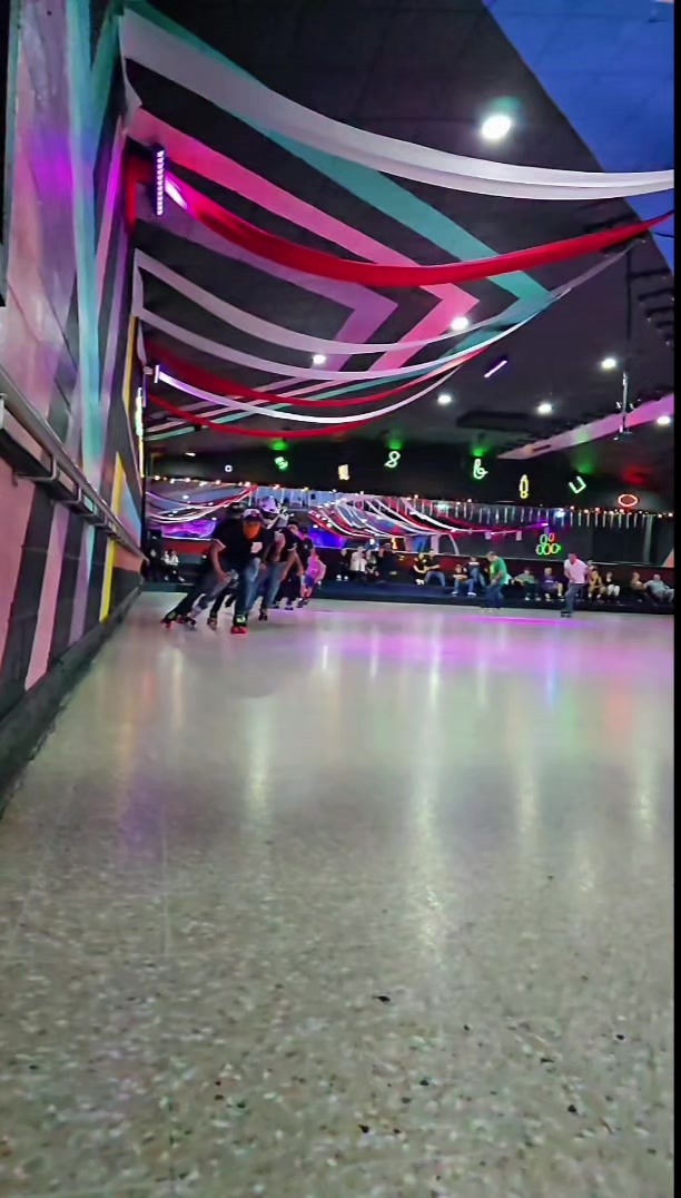@Salon de Patines Music SP