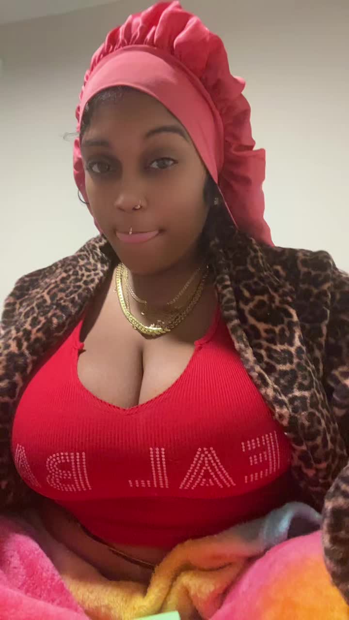 @Sheprettymoody