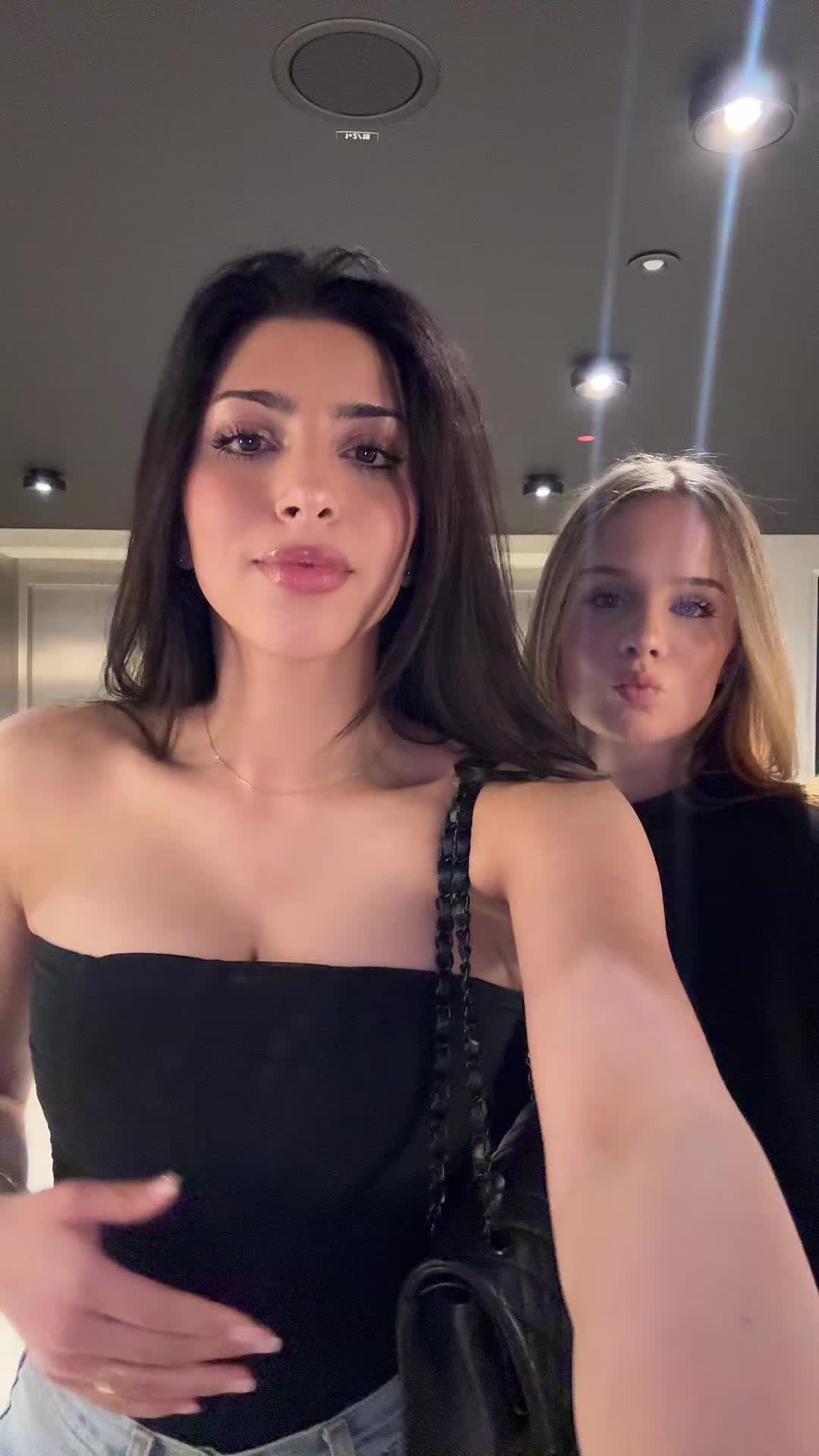 @🐤