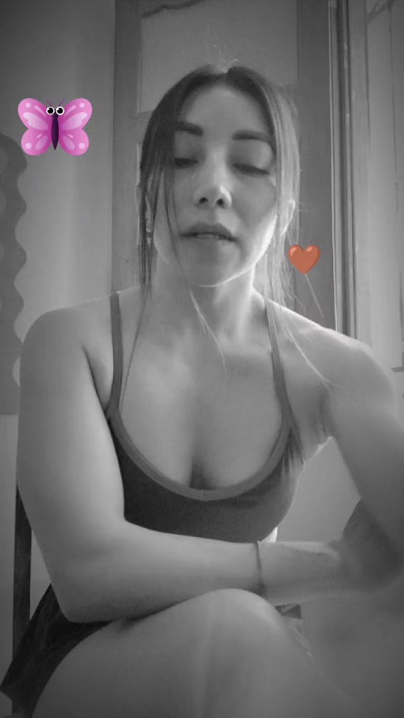 @La Bombona🦋🦋🤎