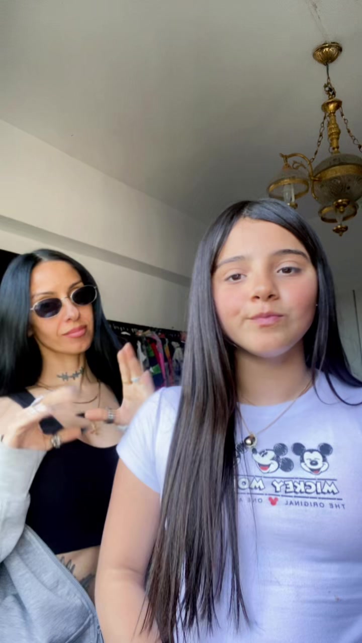 @vaneswaggy