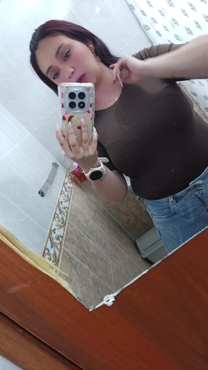 @🤩👩👦Angie Rueda🥰👼🏻👣