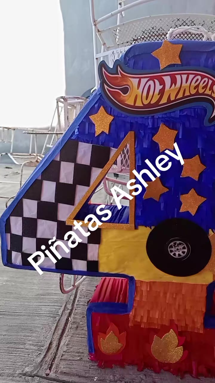 @Marisol&Ashley18