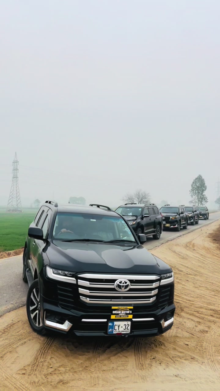 @Dream Motors