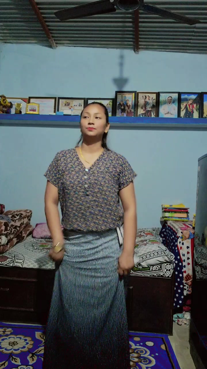 @मुना श्रेष्ठ