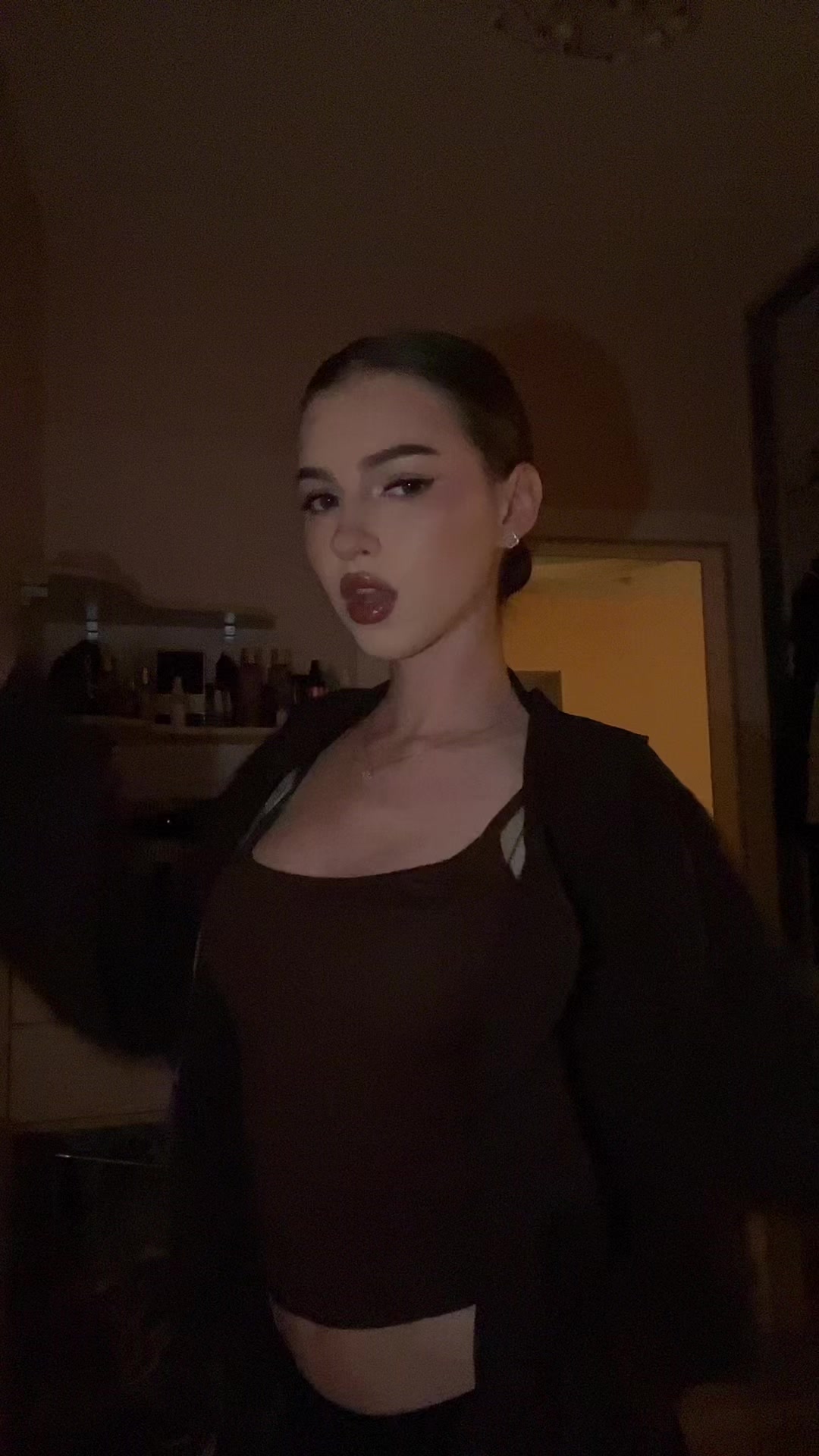 @꧁𝔸𝕃𝕀𝕊𝔸꧂