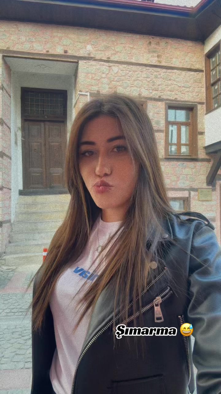 @G&uuml;l.Y32 🇹🇷