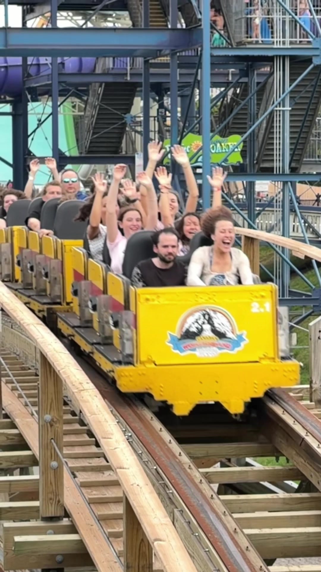 @Amusement Insiders
