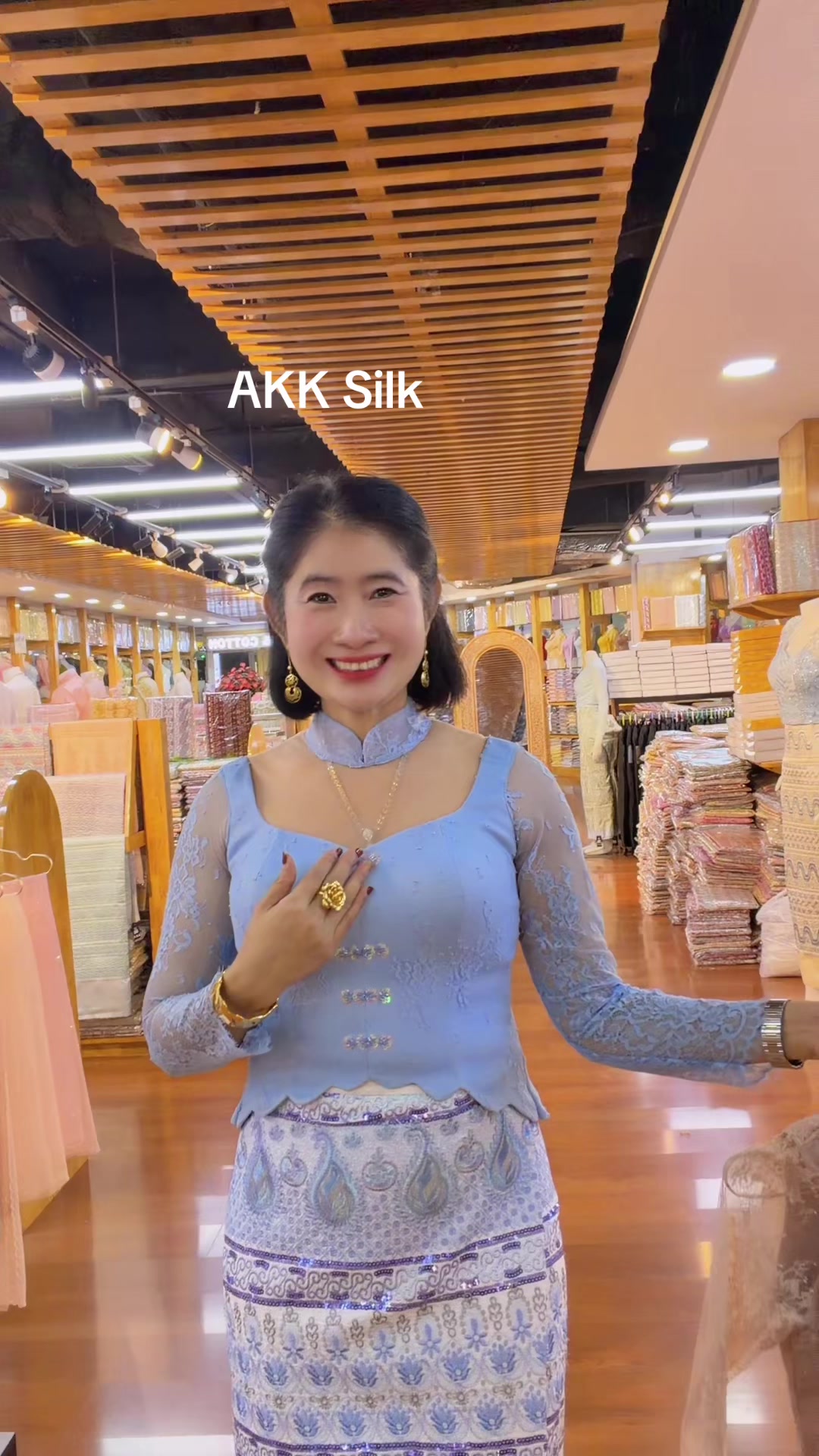 @Akk Silk (official account)
