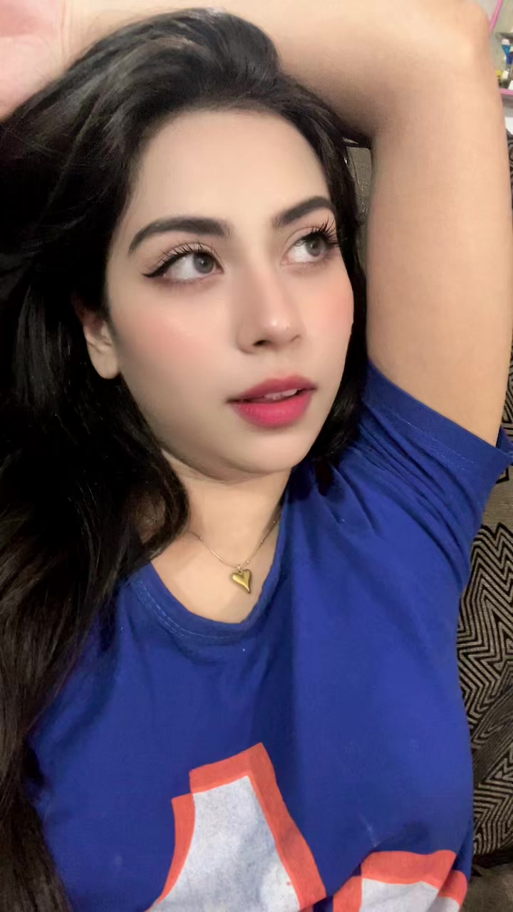 @PGC ki Laila ๐
๐๐ฅ