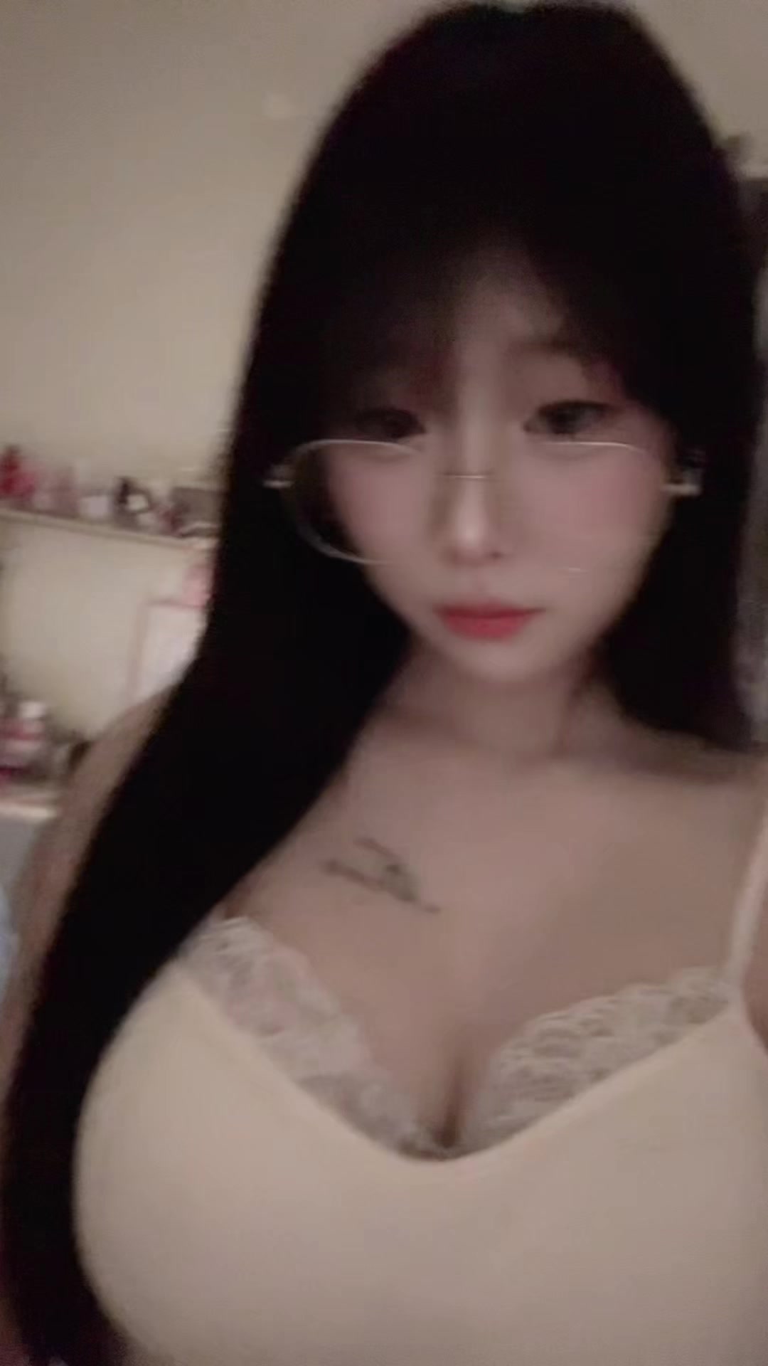 @𝑱𝒊𝑨𝒚𝒆𝒐𝒏