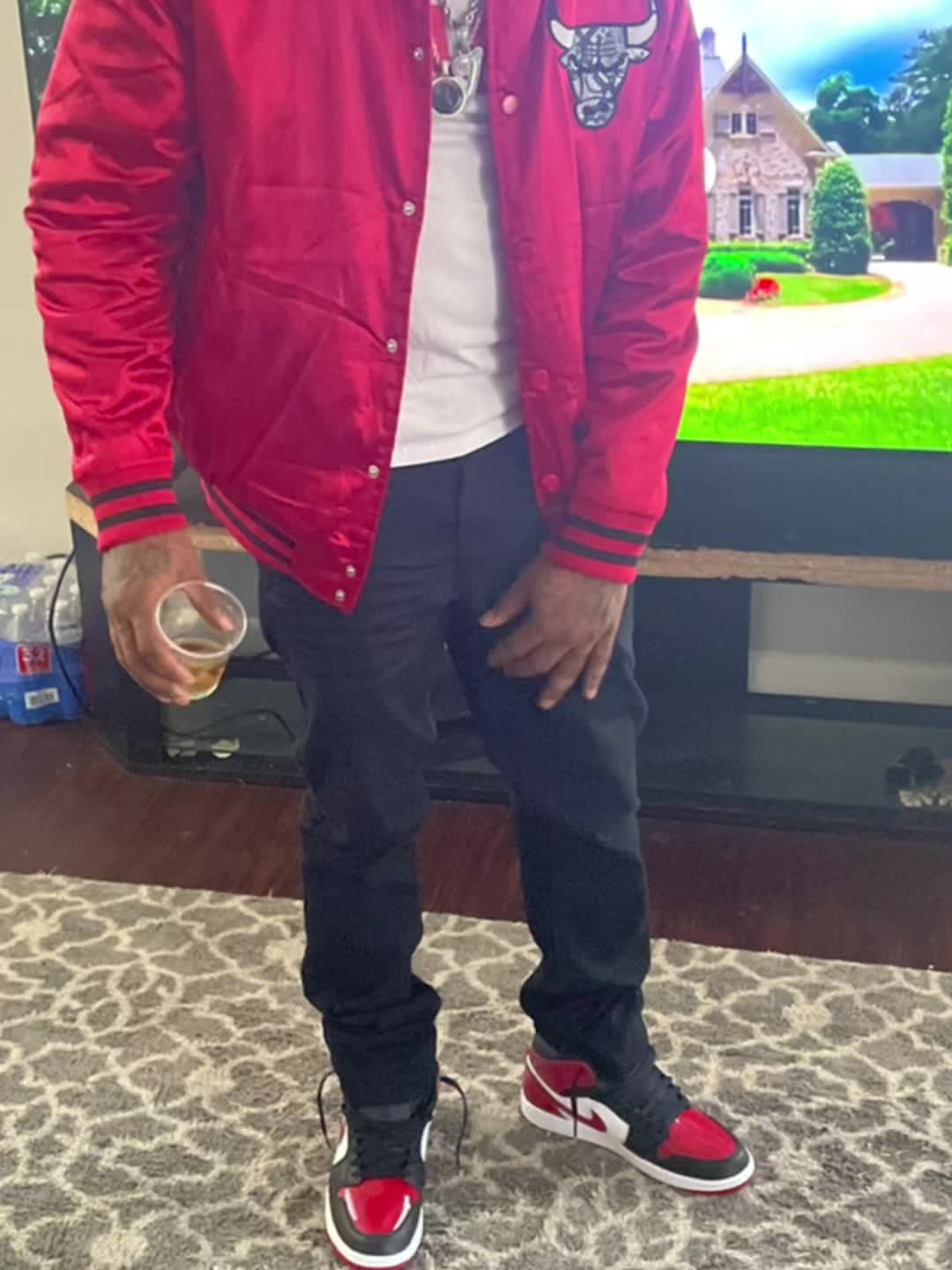 @Jayskeez