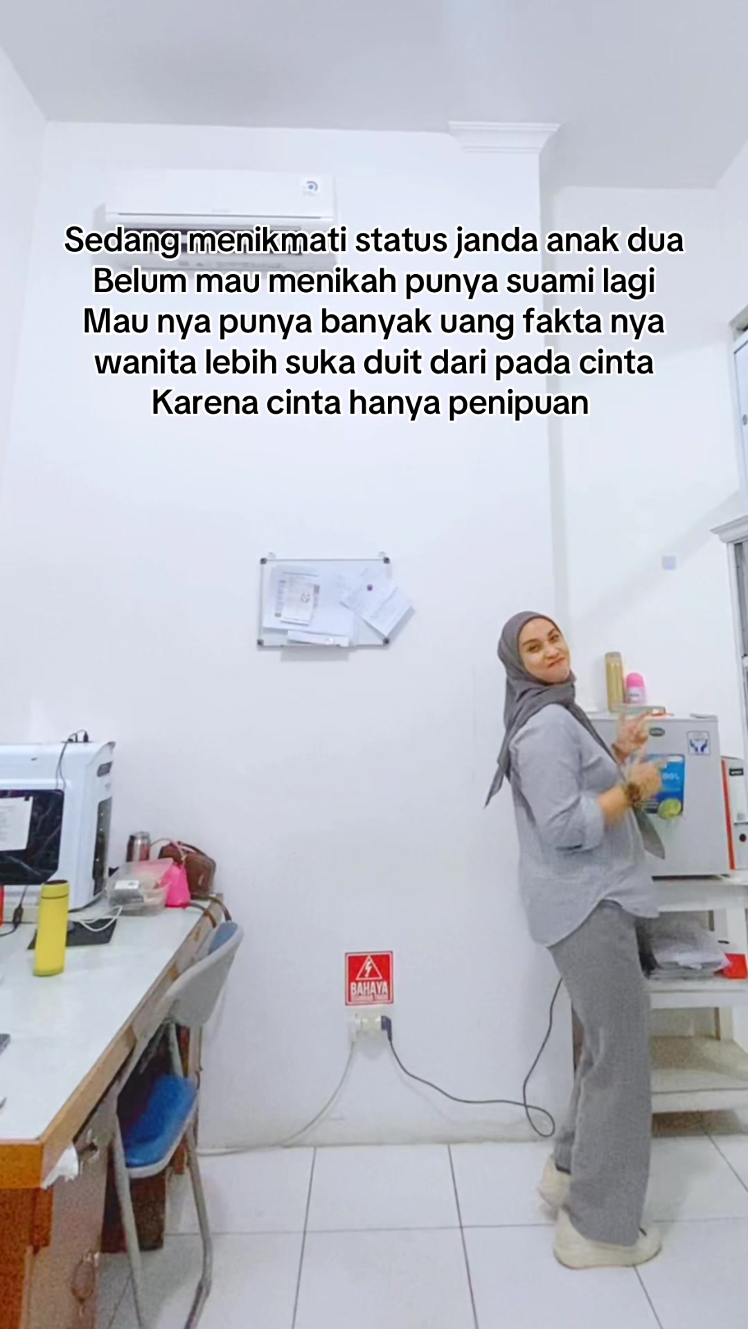 @SunAjaah