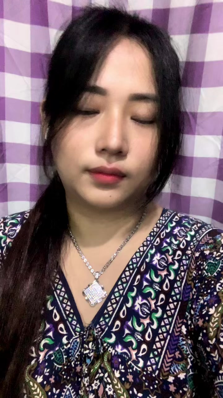 @Me Me Aung