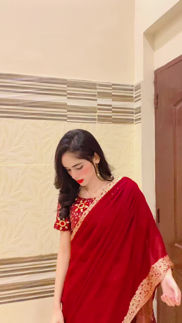 @Alisha_Shah❤️✨