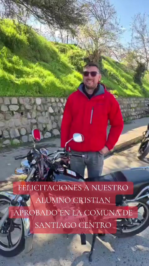 @CLASESDEMOTO.GIXXERMANIA