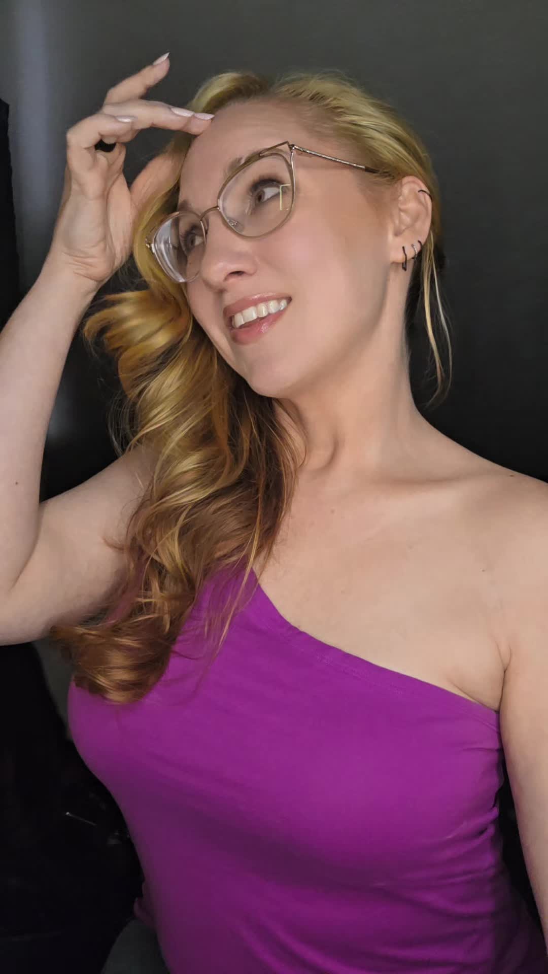 @HayAnna