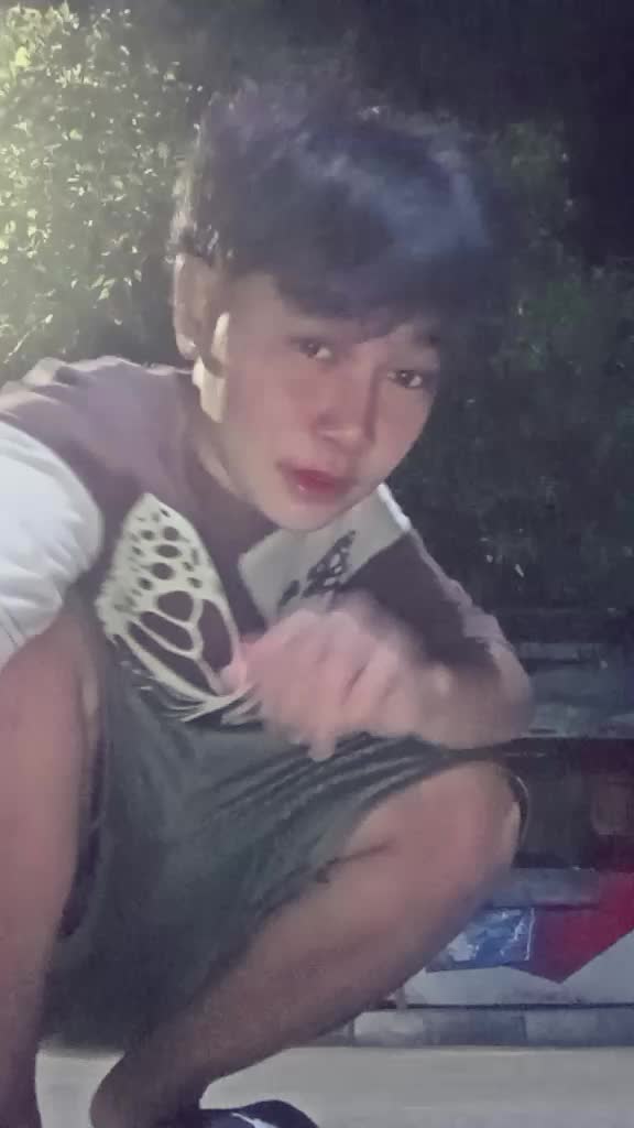 @Kyle.๐ณ๏ธ๐๐ซถ