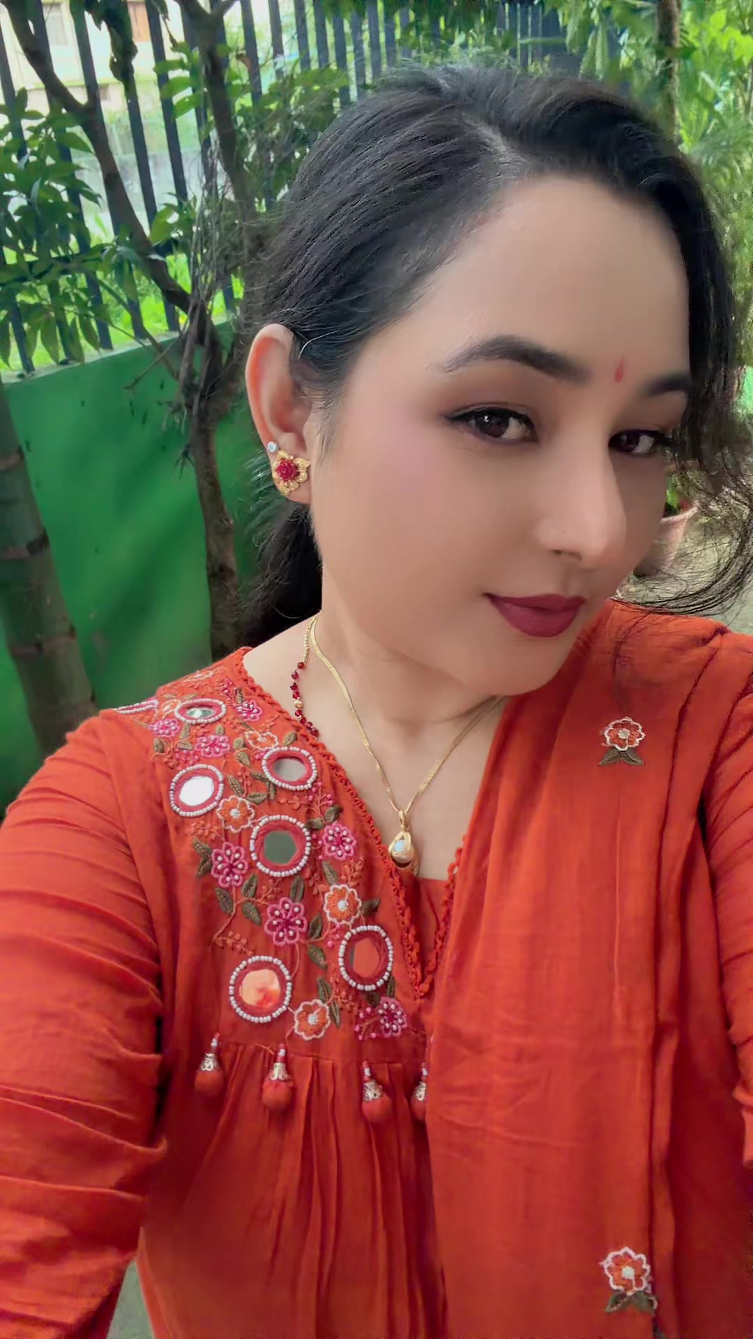 @Dipshikha