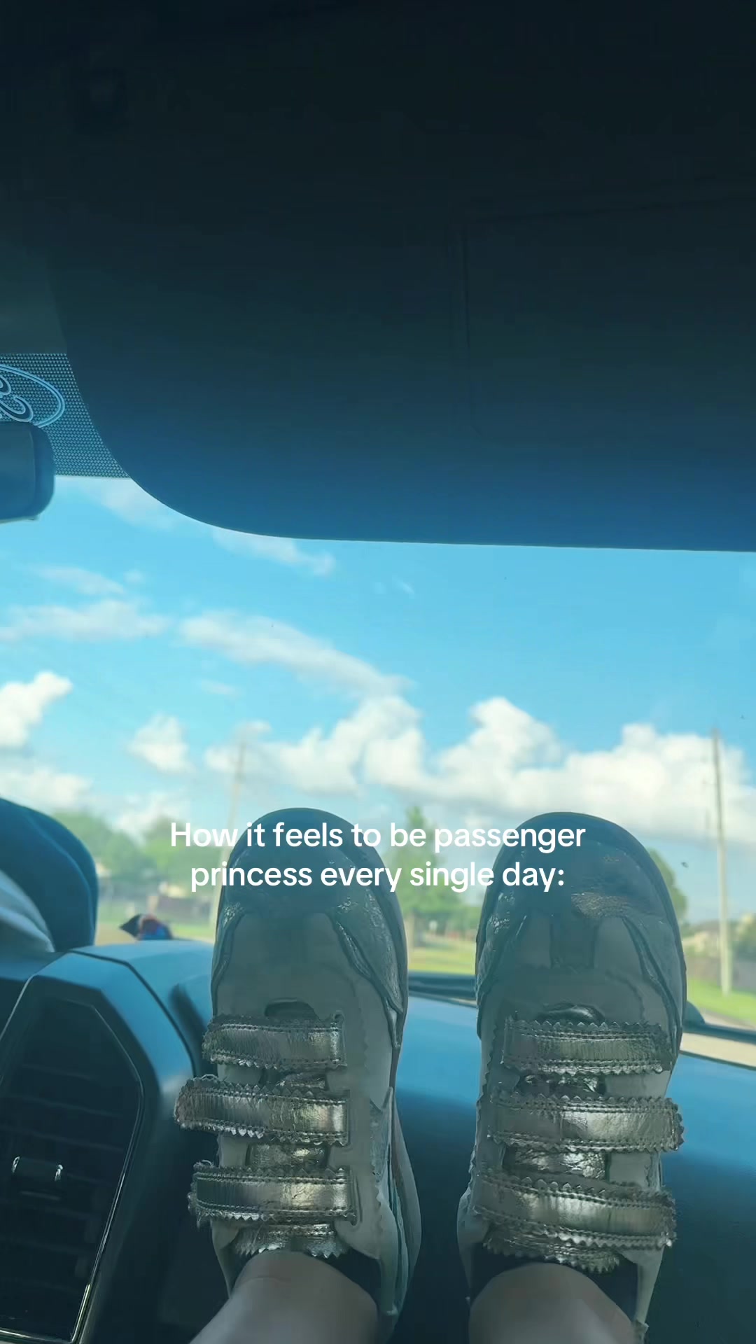 @AVA DUPONT