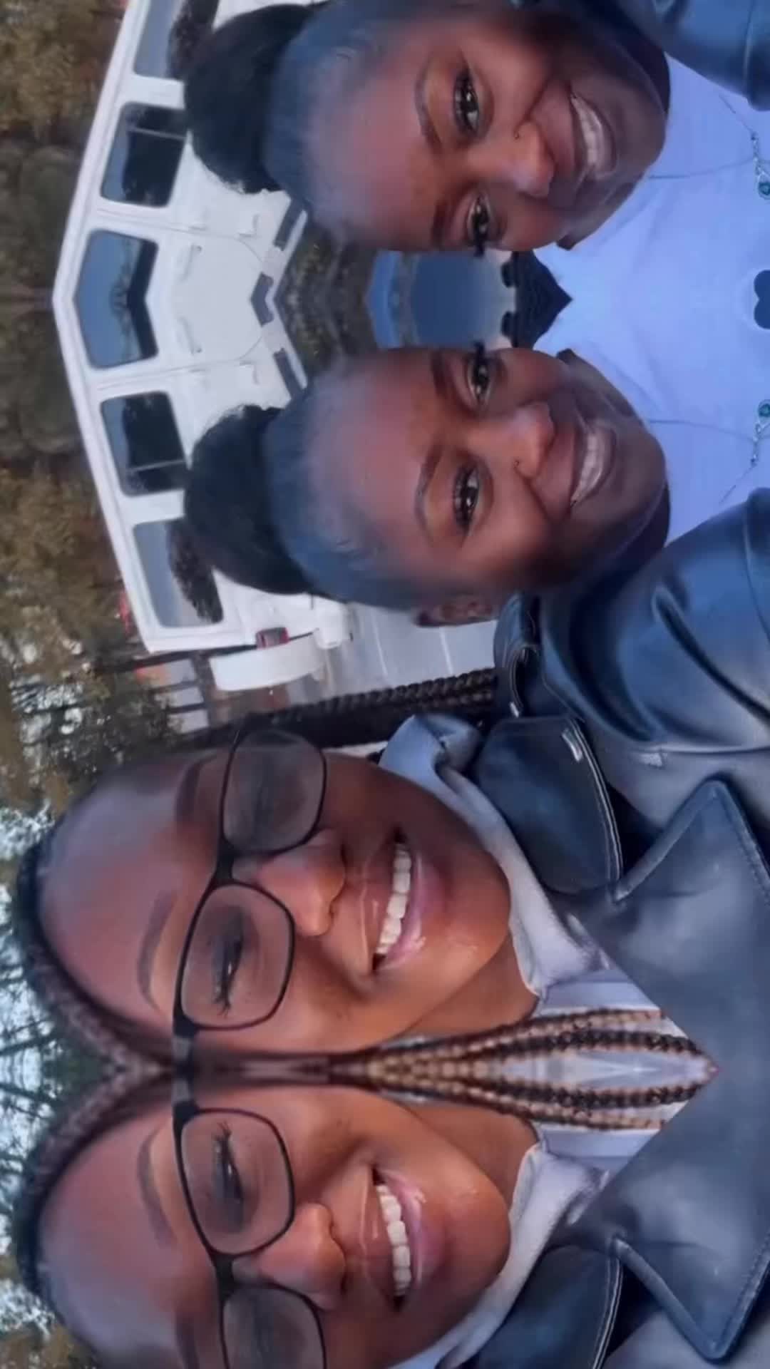@DomTheMom! ๐