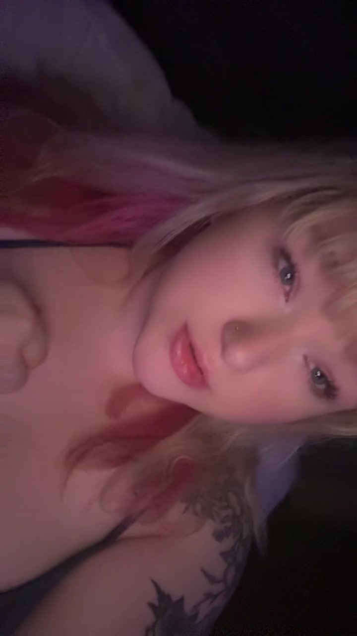 @PsychoHotBlonde