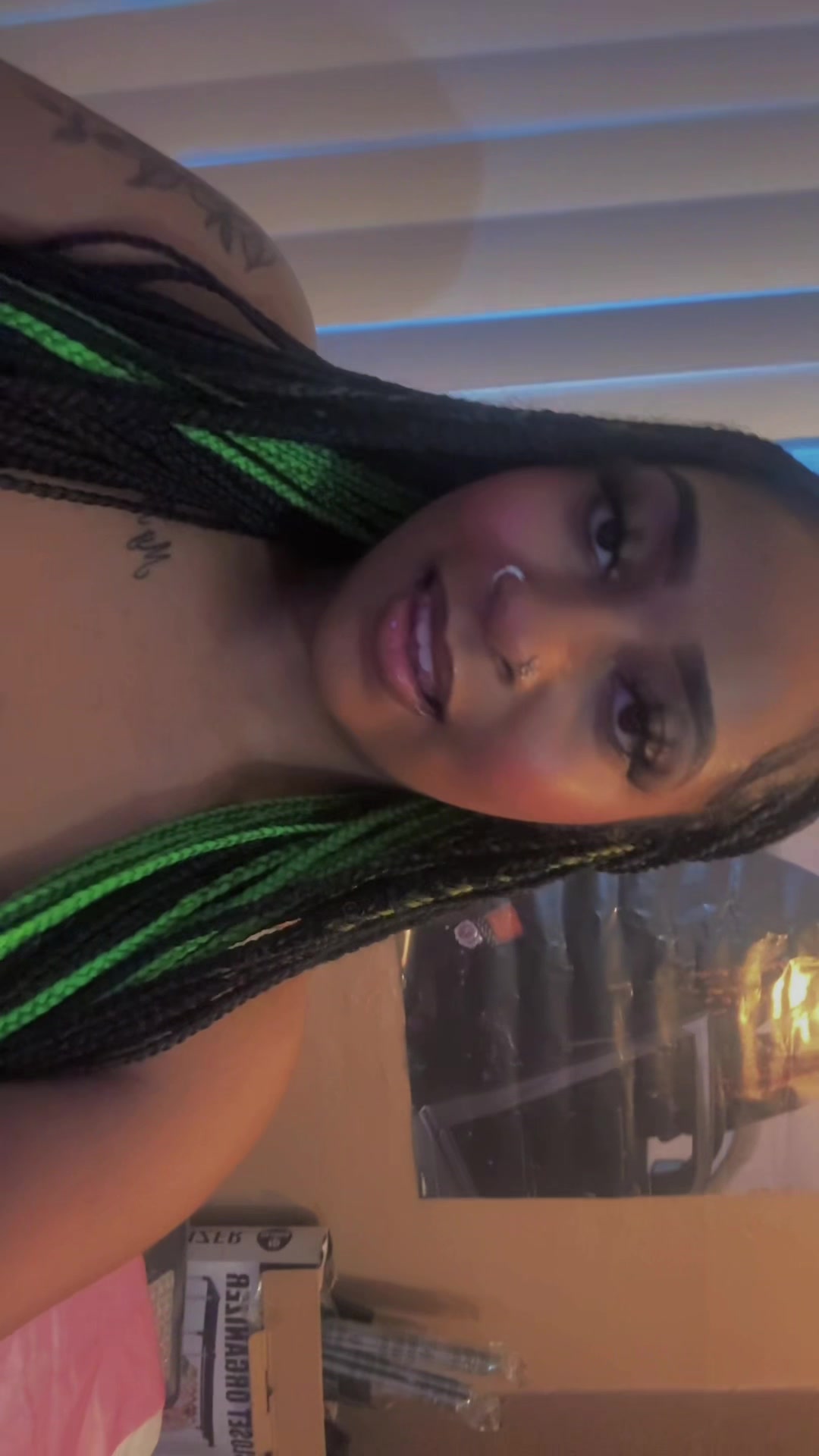 @PrettiNicky_