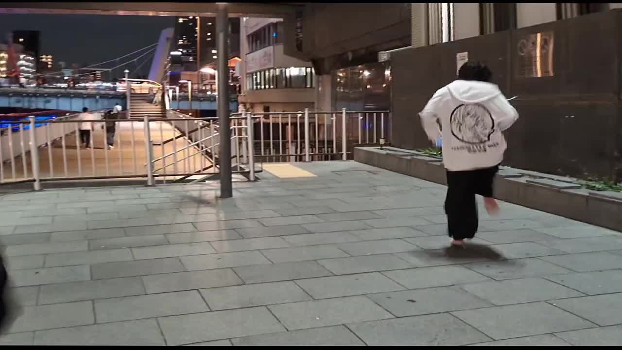 @Zeraph Cryx冷辉·天刃