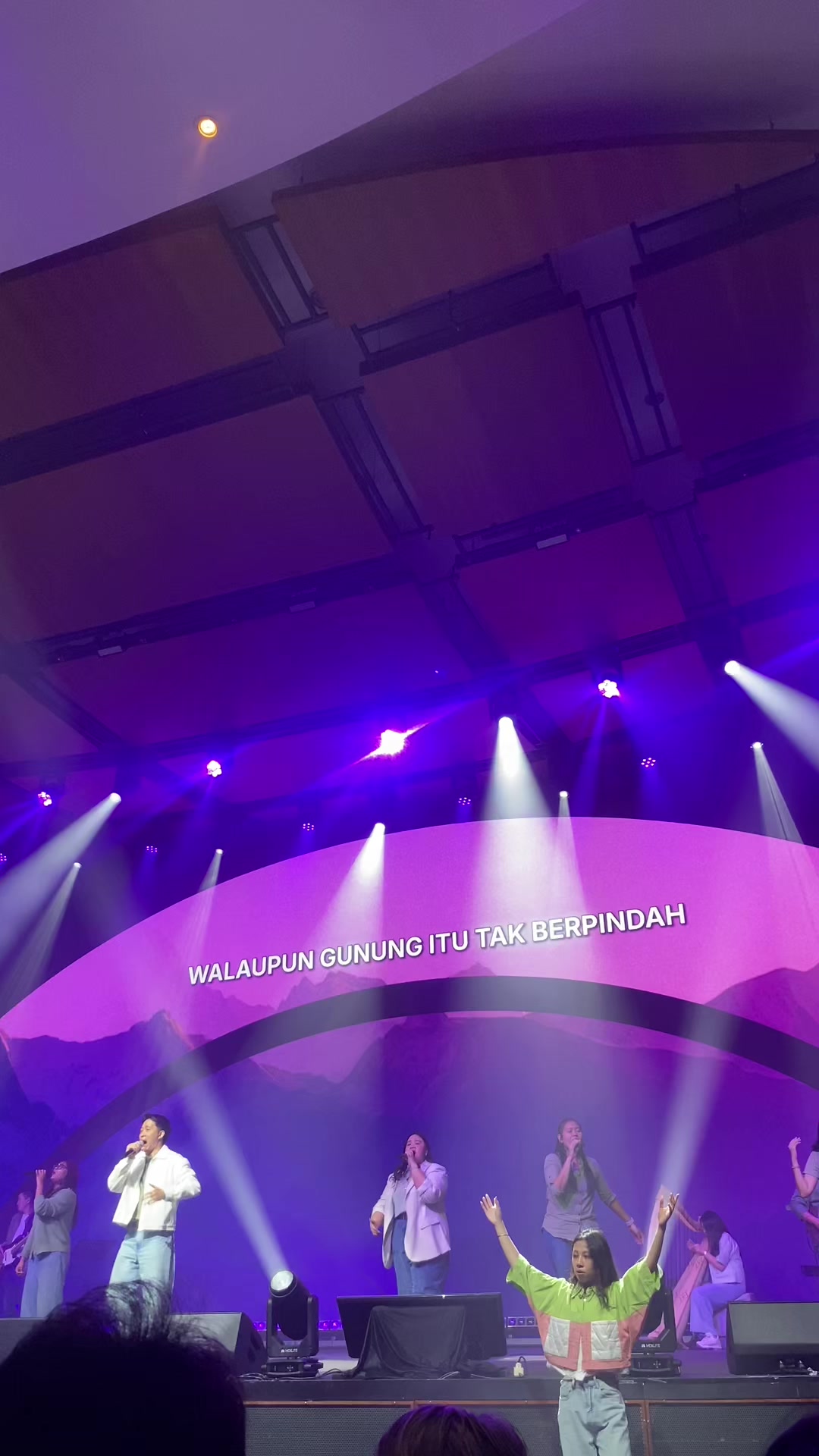 @SntyMariaTmpbln