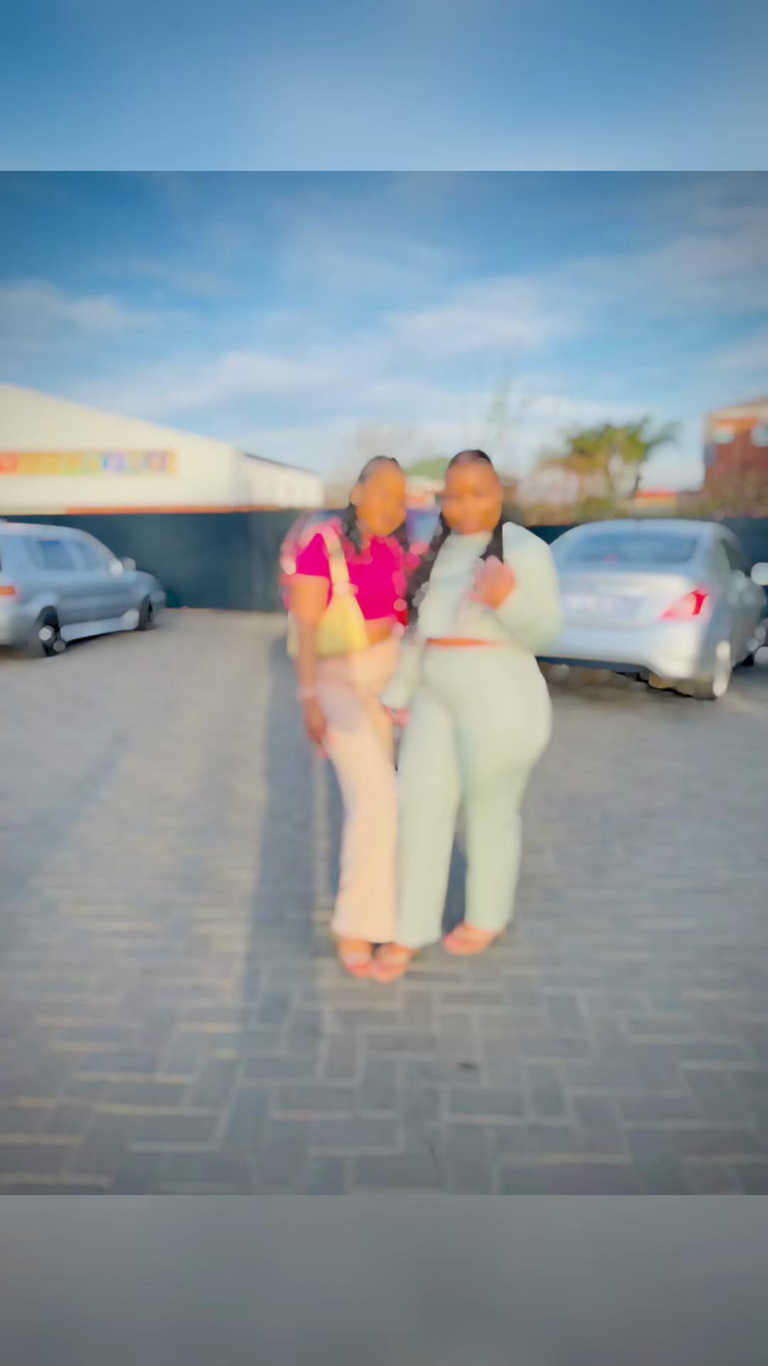 @NompiloMhlangatheNailtech