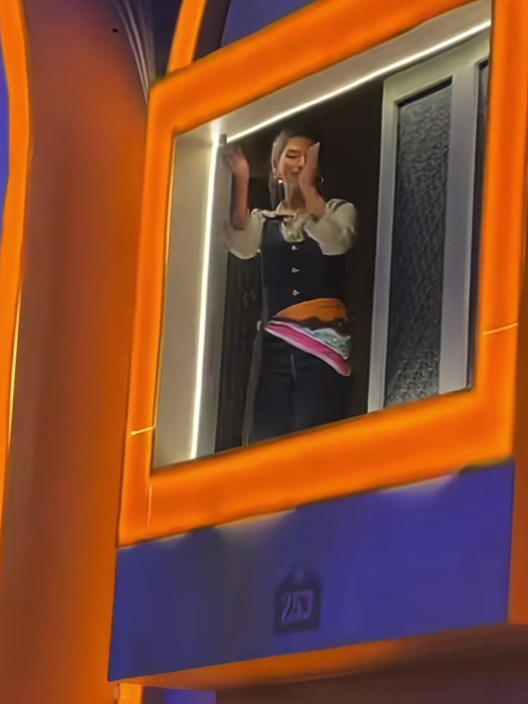 @𝖬𝗂𝗆𝗂