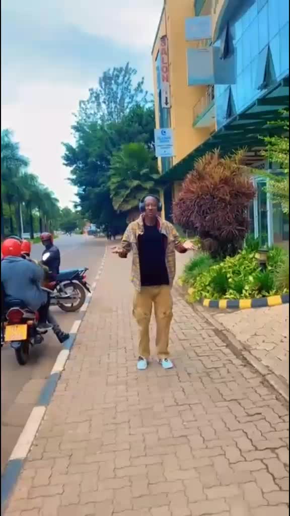 @Çhrïs Râmšö