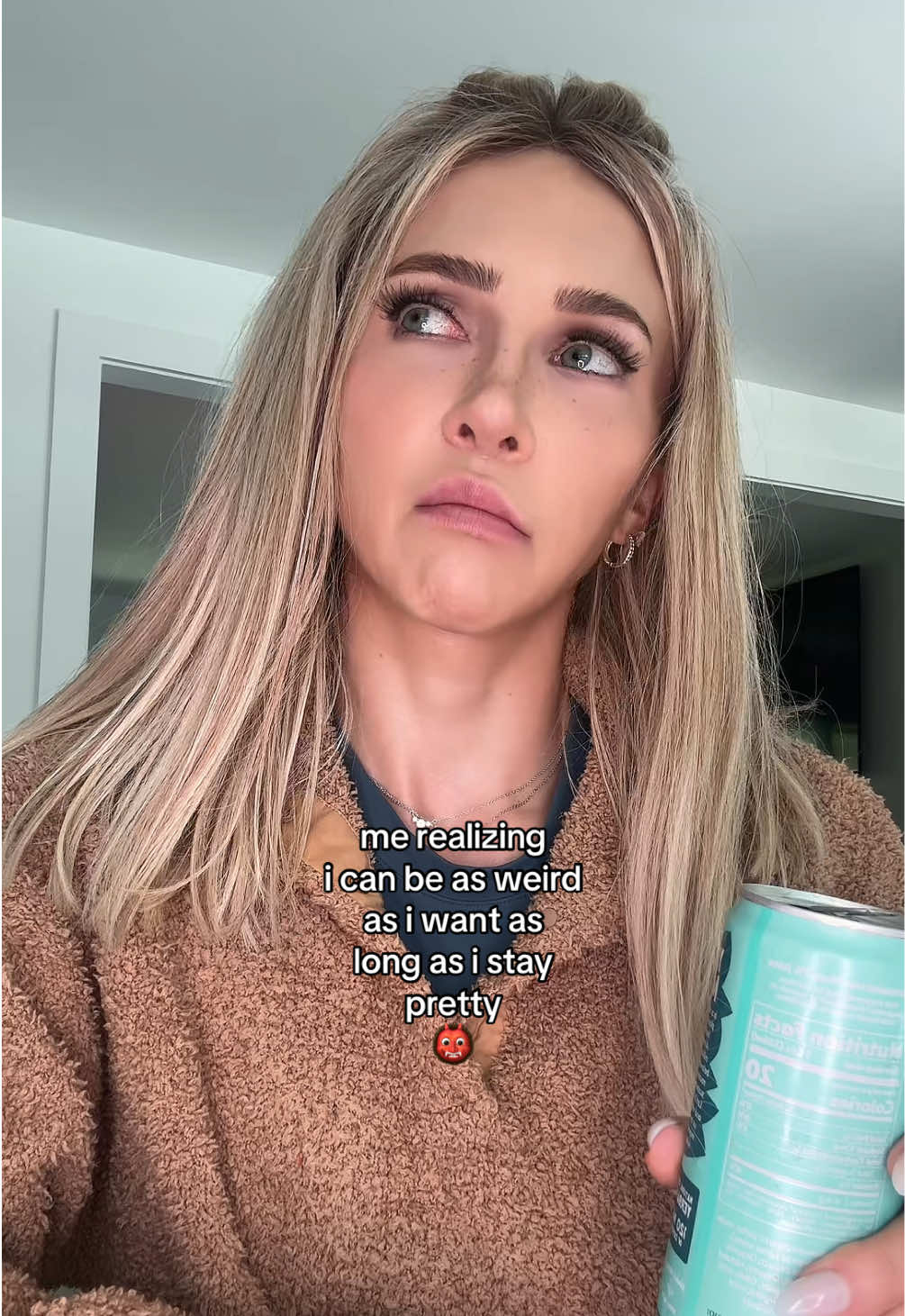 @Alix Lynx