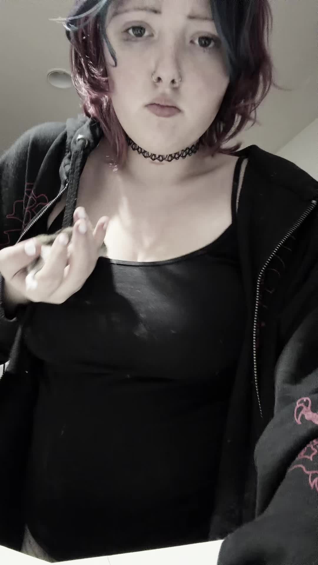 @Misslove48_