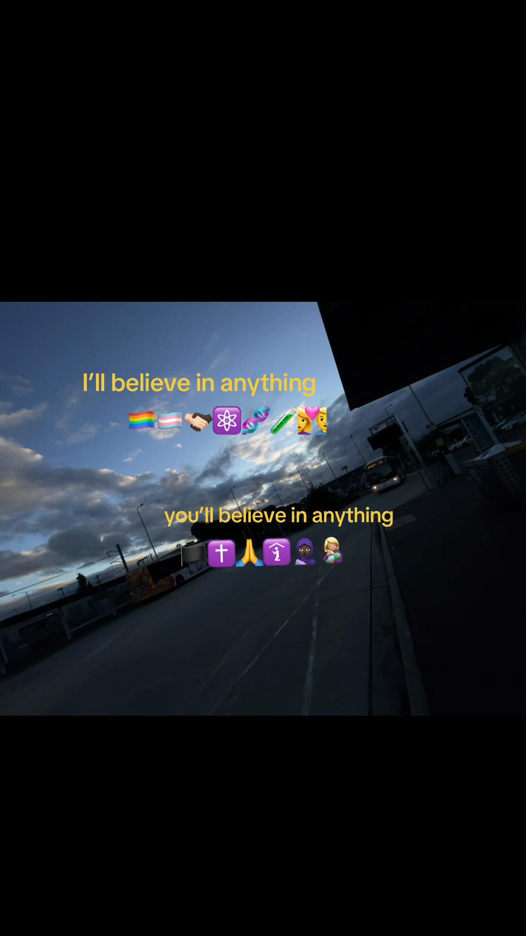 @♯★ 𝙖 𝙢 𝙖 𝙣 𝙞 🫍