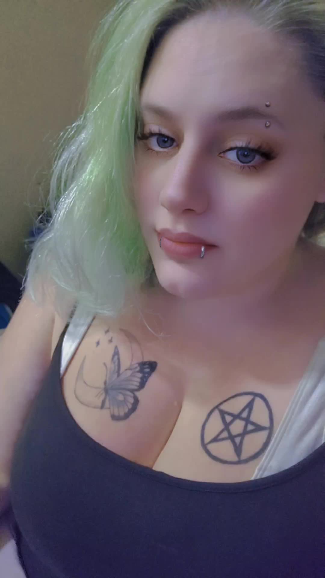 @rainbow_bish420