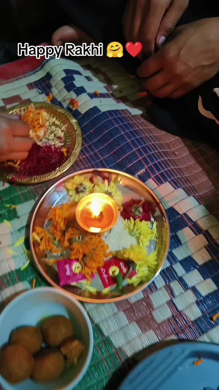 @Aadi & Aayu  Mom 🤗❤️💝