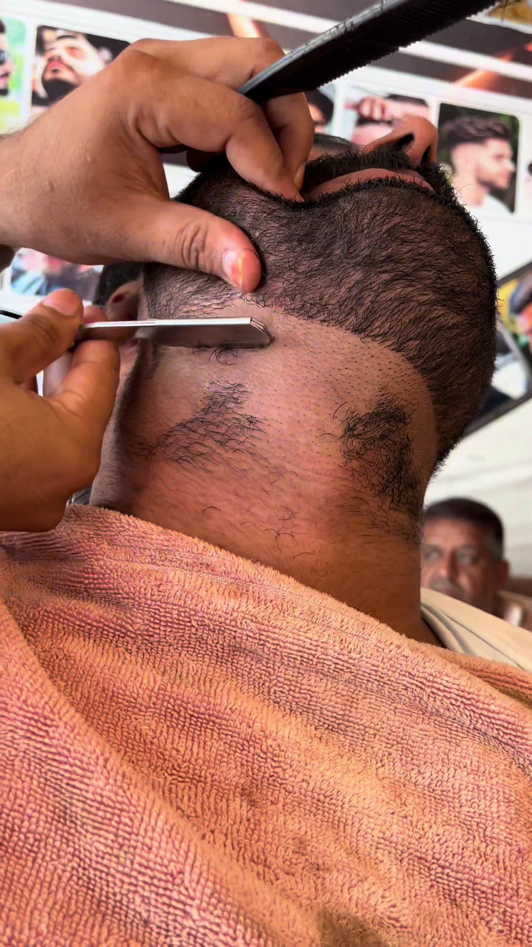 @💈THE ZEESHAN✂️ BARBER SHOP💈