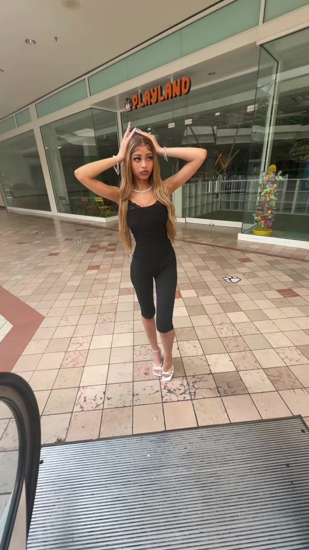 @1lyjune_
