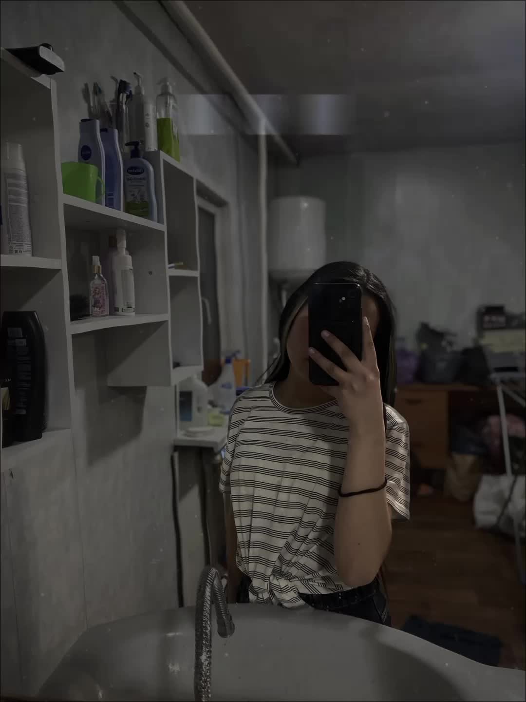 @........