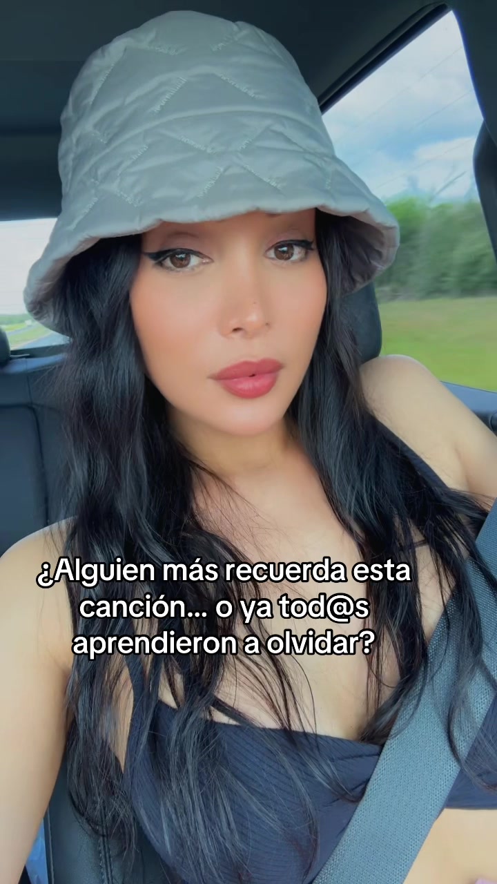 @Darlyn 🍭 La Bomb&oacute;n 🍭