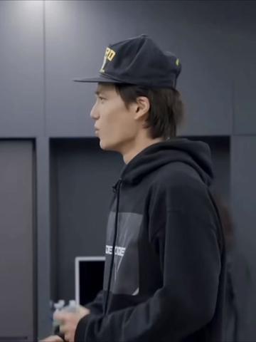@sapphics4kai