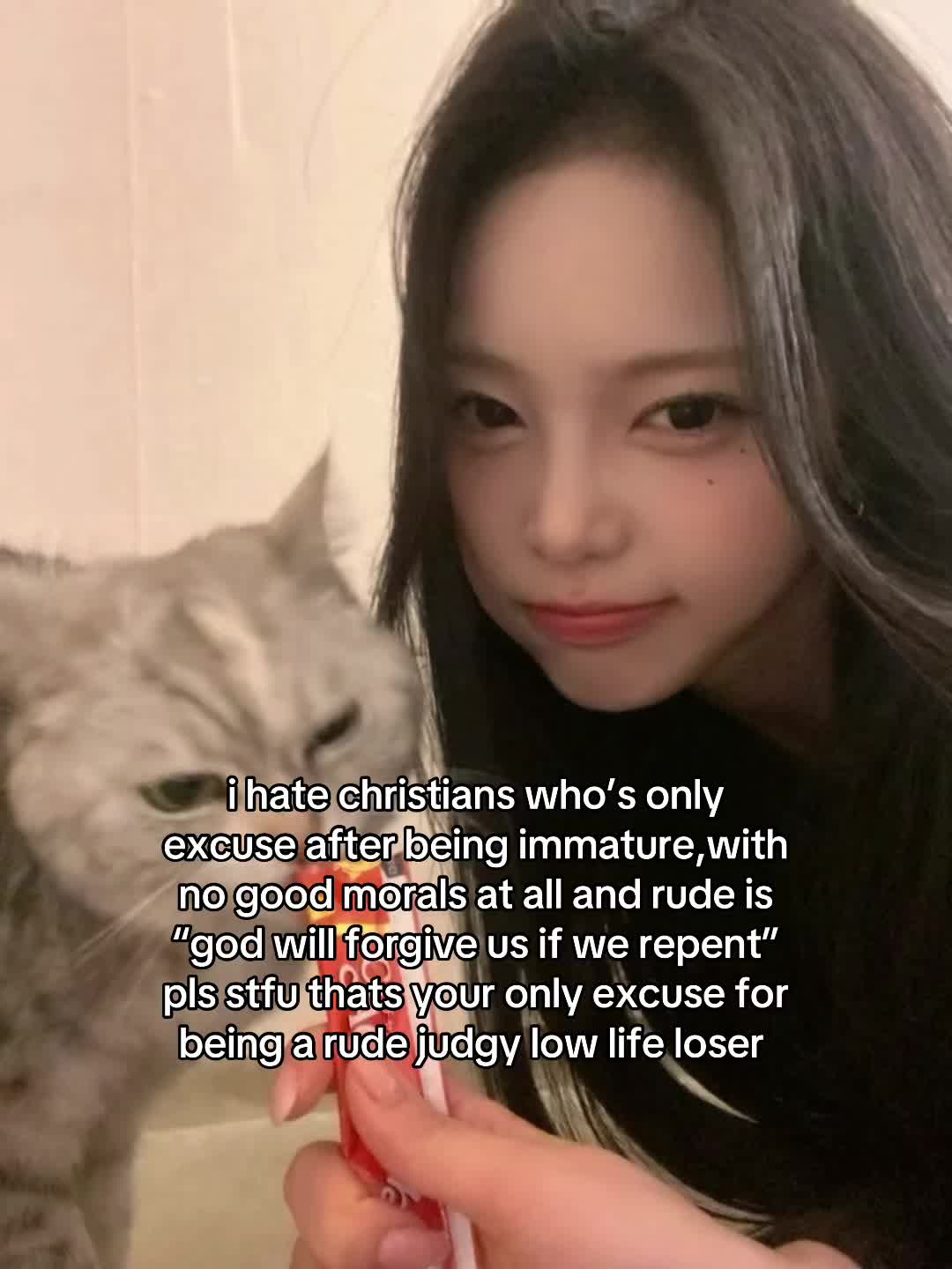 @‧₊