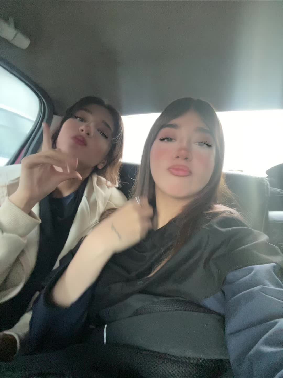 @roksana