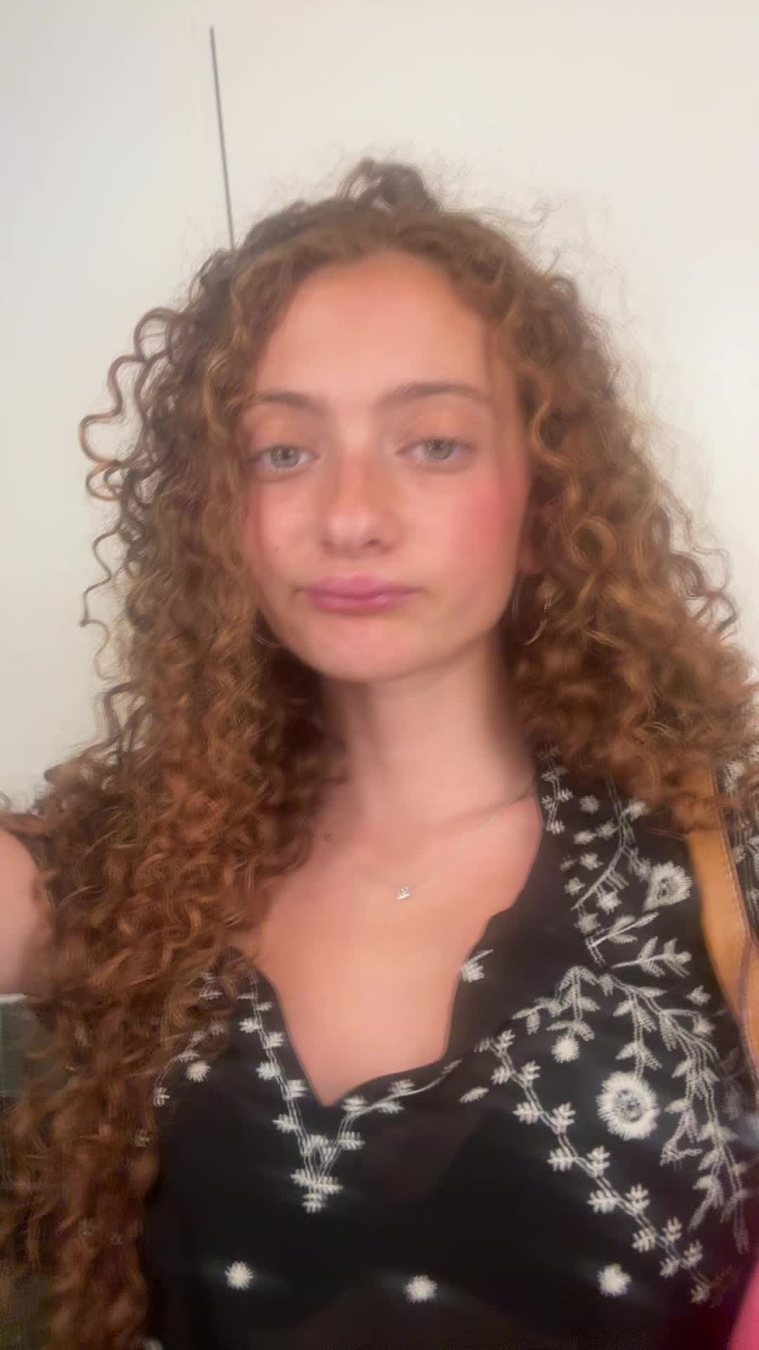 @Emelia031306